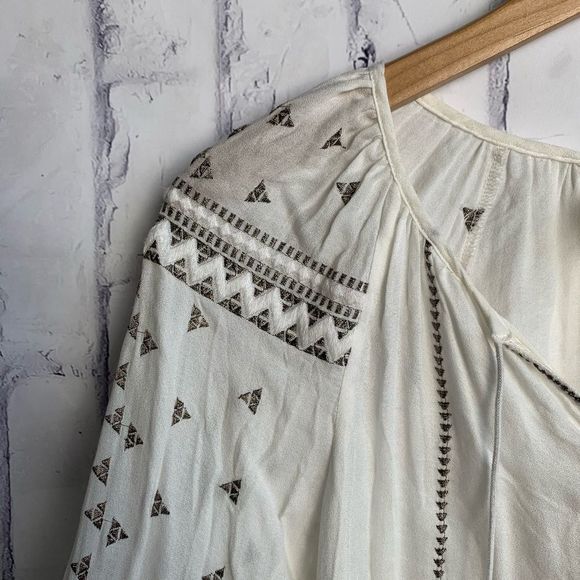 The Jetset Diaries Stevie Embroidered Tunic Blouse TJD Revolve - Picture 4 of 9